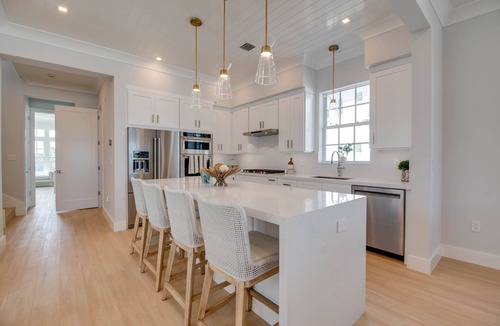 Marathon House | Sea Glass Cove