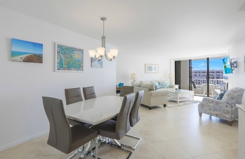 Marco Island Condo | SEA MAR CONDO II - 19th Floor Penthouse South Seas Tower 3