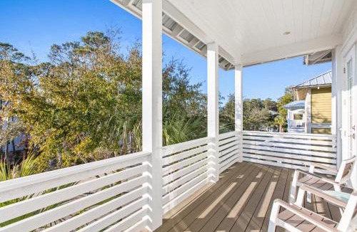 Greenway Park House | Seagrove Serenity 4BR Coastal Retreat with Pool & Bikes