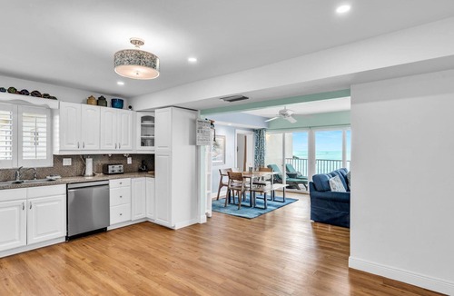 Tavernier Condo | Seagulls 701: A charming 3BR condo in Tavernier, FL, perfect for families.