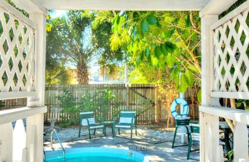 Sanibel Hotel | Seahorse Cottages - Adults Only