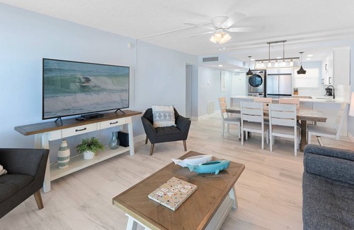 Satellite Beach Condo | Seaside Luxury Penthouse W/Heated Pool + Stunning Ocean Views 🌊