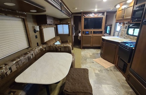 Highland House | Sebring Farm & Garden Stay Camper
