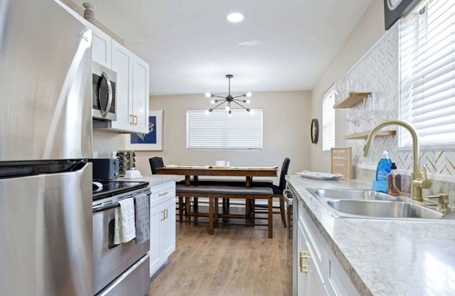 Tropic House | Secluded 4BR Bungalow w/Amazing Outdoor Space