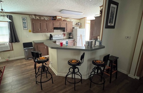 Arcadia House | Self check in self check out Three bedroom, two bath,kayak, Weber grill, +