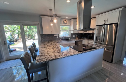 South Gate Ridge House | Serene 3-bedroom oasis in quiet neighborhood near the beach