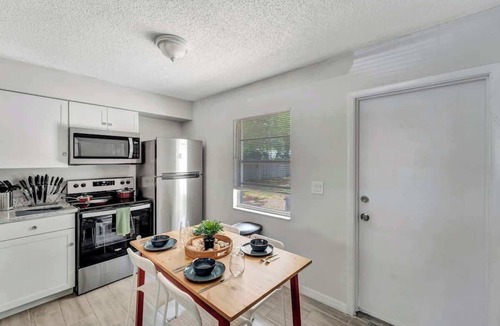 Bayou Oaks House | Serene Japandi Getaway, Near Art & Beaches
