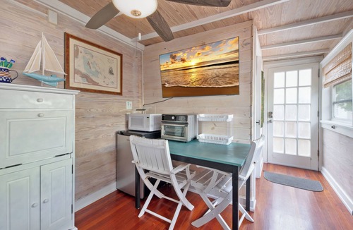 Key West Historic District Apartment | Serene Key West Studio with Poolside Peace