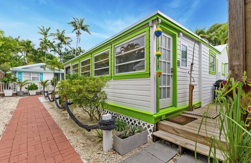 Key West Historic District Apartment | Serene Key West Studio with Poolside Peace