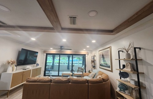 Fort Myers House | Serene vacation home, with gorgeous sunsets and sunrise.