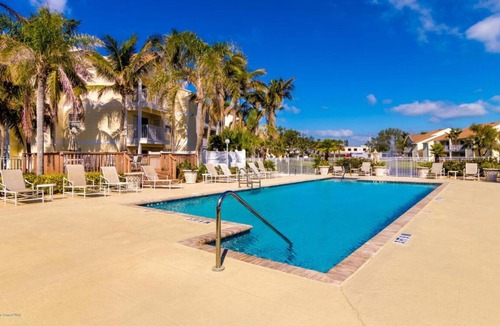 Ocean Side Village Apartment | Serene Zen King Bed Condo - Half Mile from Beach
