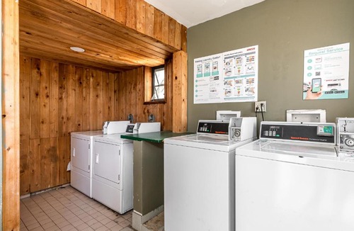 Lake Worth Apartment | Seven Palms Hotel & Apartments