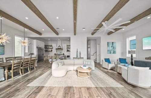 Biltmore Beach House | Shimmering Pearl | Amazing Beach Views| Heated Private Pool | Restaurants and attractions nearby