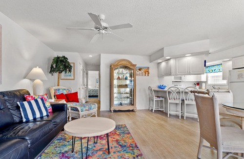 Cherry Grove Beach Condo | Shorehaven II Beach Resort