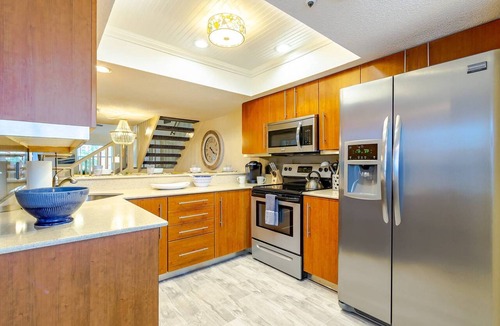 Siesta Key Condo | Siesta Bayside 3BR Villa: Rare, Spacious Layout, Pickleball, Heated Pools, & Private Beach Access