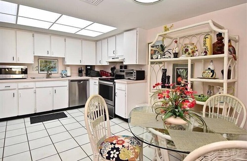 Siesta Key Condo | Siesta Key Gulf Front at Fishermans Haven - Private Beach, Stunning Views From Every Room! FH 201