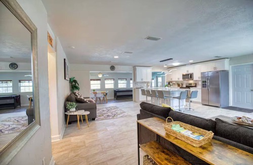 Gulf Gate Estates House | Siesta Key Paradise-Pool Oasis