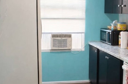 Dunbar House | Simple 3BR Fort Myers Home for Families & Workers