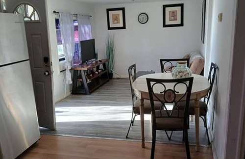 Dunbar House | Simple 3BR Fort Myers Home for Families & Workers