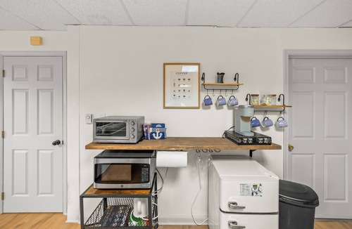 Annapolis House | Sing Second Stays—Spacious Annapolis Home Near USNA & Navy Stadium