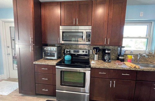 Singer Island House | Singer Island 4 bedrooms heated pool only steps away from our beautiful beach