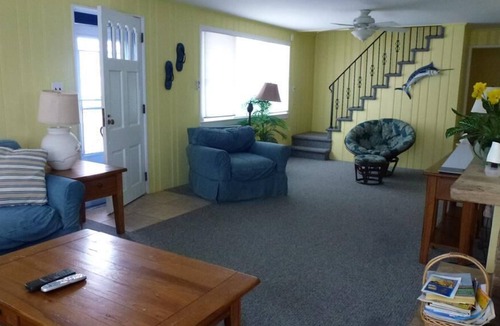 North Beach Haven House | Single Family. Oceanside. Private, Fenced in Yard. Beach Badges. WIFI. Washer & Dryer. Ocean Side Beach House in Brant Beach 56172