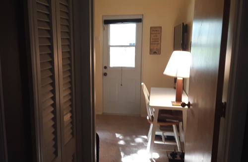 Lake Sarasota House | SINGLE TRAVELERS BIT OF PARADISE
