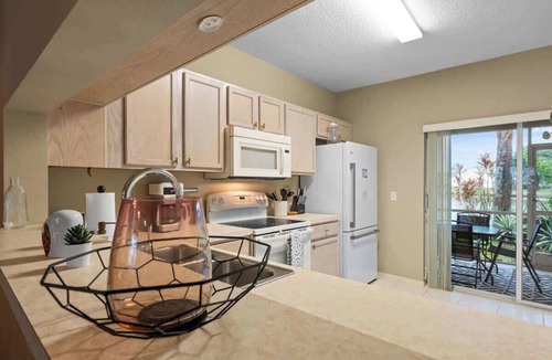 Sabal Harbour House | Sleeping 8 2BR w/King Bed Pool & Tennis Bradenton