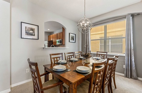 Veranda Palms House | Sleeps 13·Pvt Pool+Spa·Game Room·Clubhouse