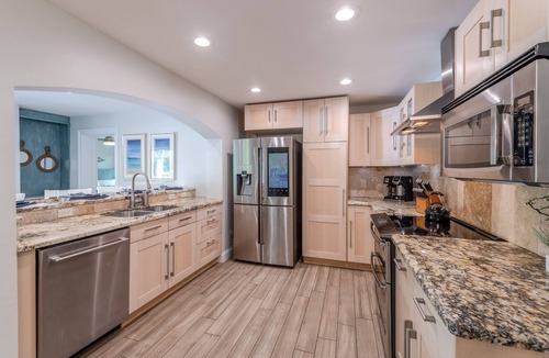 Central Naples House | Sleeps 14, Close to Downtown, Beautiful Home!