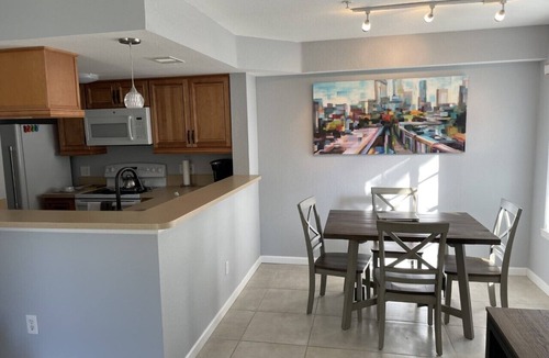 Central Sarasota Condo | Sleeps 4-Close to Downtown, Beaches & Airport/Ground Floor Unit