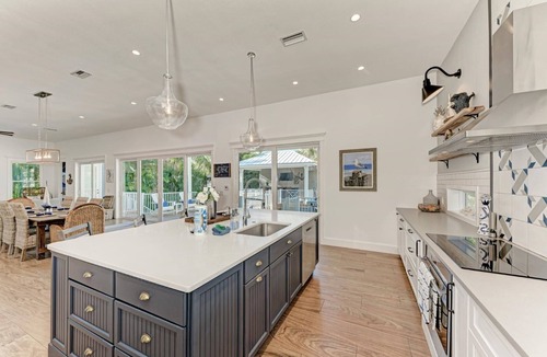 Holmes Beach House | Slice of Paradise by Duncan Real Estate