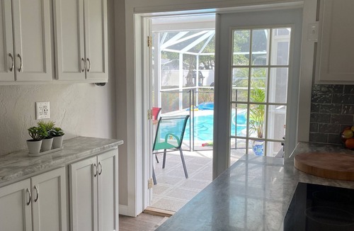 Disston Heights House | Small but cute, close to beach's and downtown.