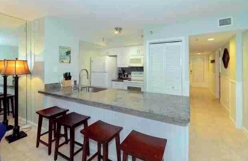 Tavernier Condo | Snorkel Legendary Reefs - Relax Poolside | OP 2315