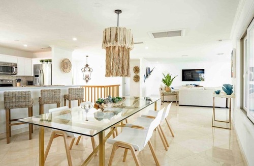 Marathon Villa | Sombrero Beach house with private dock and pool