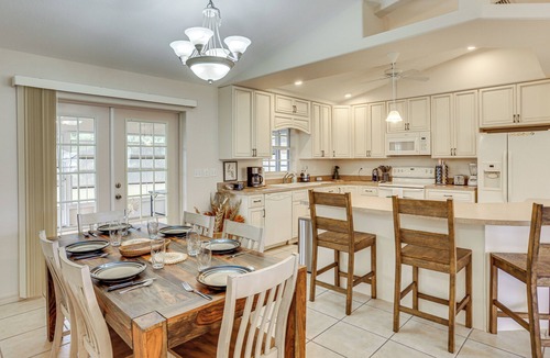 Sebring House | ‘Southern Comfort’ in Sebring! Family Home w/Yard