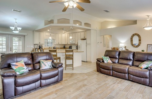 Sebring House | ‘Southern Comfort’ in Sebring! Family Home w/Yard