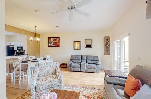 Regal Palms House | Southern Getaway at Regal Palms Resort