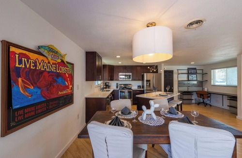 Southgate House | Southgate Breeze; SRQ 2 Bedroom Retreat