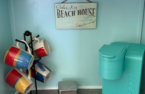 Braden River House | Spacious 1-bedroom bungalow in Sarasota with AC, resort amenities included.