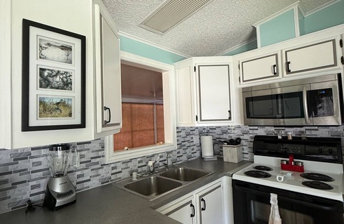 Braden River House | Spacious 1-bedroom bungalow in Sarasota with AC, resort amenities included.