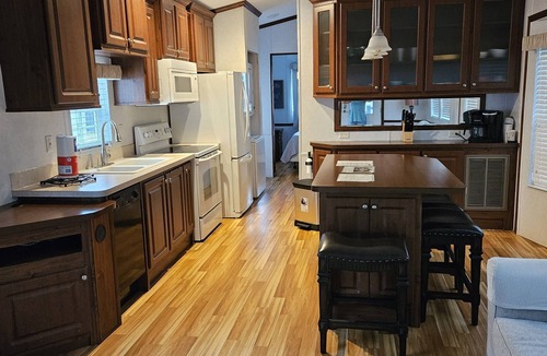 Kissimmee Resort | SPACIOUS 1 BEDROOM HOUSE IN DISNEY AREA 5 STAR RATED MILL CREEK RESORT 2774