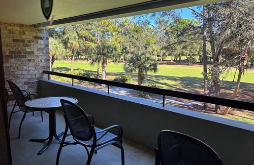 Palm Harbor Condo | Spacious 2-bedroom condo in beautiful Palm Harbor with ALL the amenities!