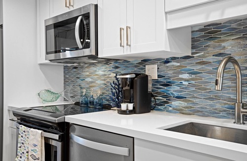 Marathon House | Spacious 2BR + Loft Townhome w/Beach, Pool, & Marina in Gated Community