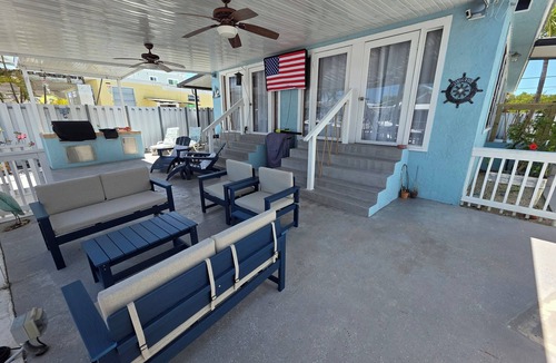 Tavernier House | Spacious 3 Bedroom, 2 Bath Canal Home in the Heart of Tavernier