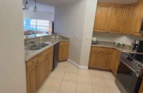 Osprey Condo | Spacious 3-BR + large den condo in private, quiet luxury Casey Key area