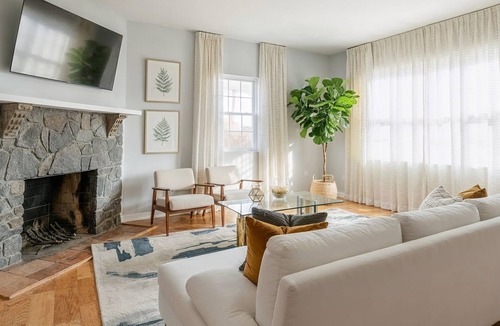 Southeast Yonkers House | Spacious 3BR Home Free Parking Convenient NYC Access Perfect for Families