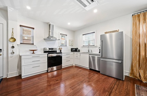 Yeadon House | Spacious 3BR Home Minutes to Philly + Free Parking