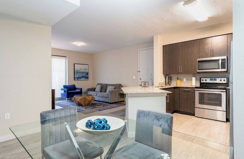 Daytona Beach Apartment | Spacious 3BR | Pool, Gym, Near Beach and Speedway