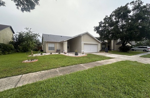 Sterling Ranch House | Spacious 4-bedroom 2 bathroom home away from home on lake.